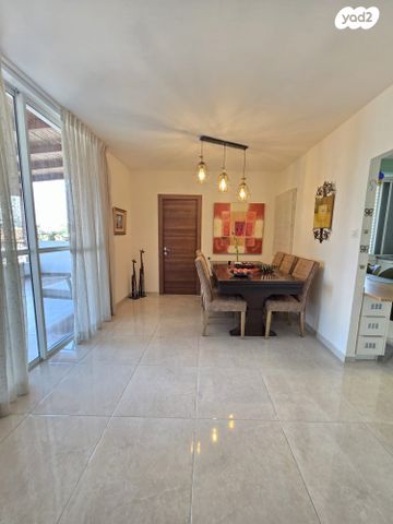 דופלקס, אריה דולצ'ין 9, גבעתי, רחובות