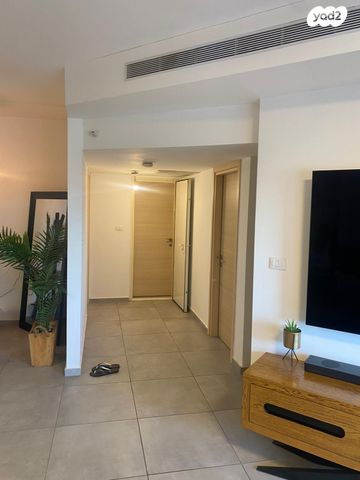 דירה, חטיבת כפיר, רובע יזרעאל סביוני העמק, עפולה