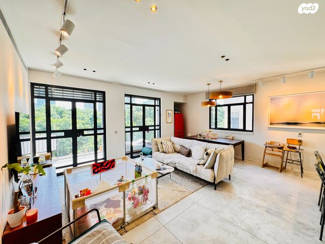 דירה, שדרות רוטשילד 44, לב תל אביב, לב העיר צפון, תל אביב יפו