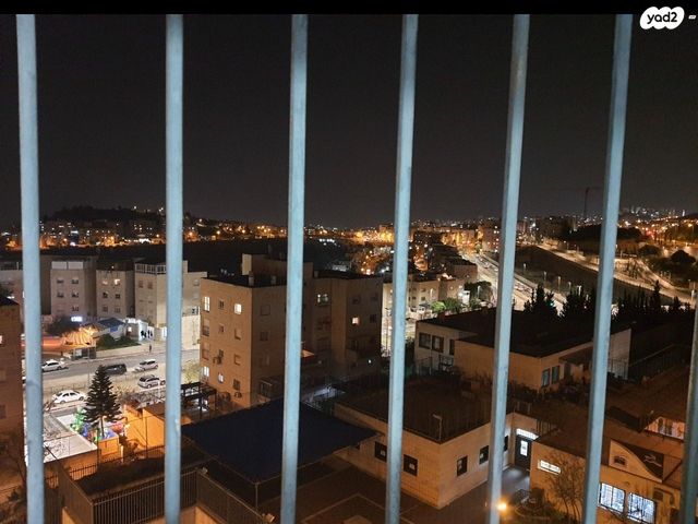 דירה, שמחה הולצברג, פסגת זאב, ירושלים