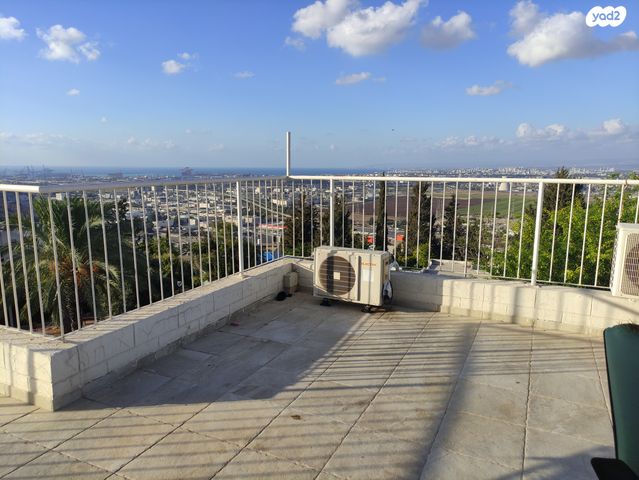 גג/ פנטהאוז, נתיב הארזים, רמות יצחק, נשר