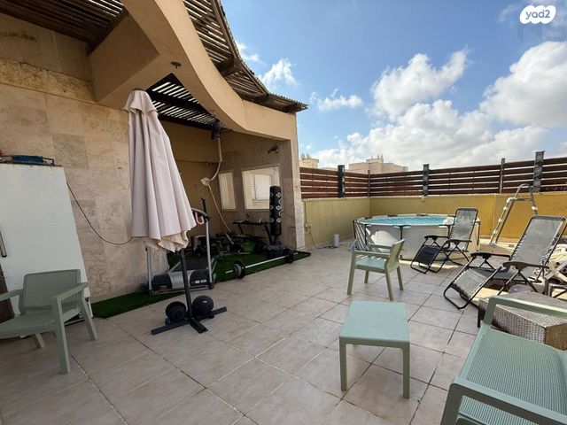 גג/ פנטהאוז, פרופסור אברהם אמיר, רמות, באר שבע