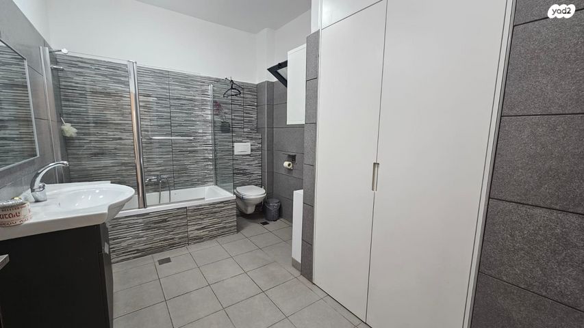 דו משפחתי, תכלת מרדכי 1, תקוע