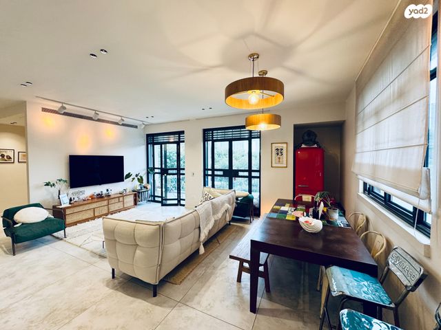 דירה, שדרות רוטשילד 135, לב תל אביב, לב העיר צפון, תל אביב יפו