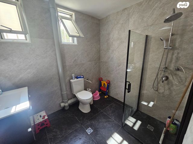 דירה, אשכולות, הגליל, כרמיאל