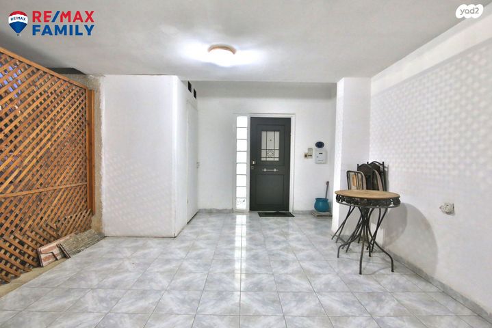 דירת גן, שדרות גושן 77, מוצקין הותיקה, קרית מוצקין