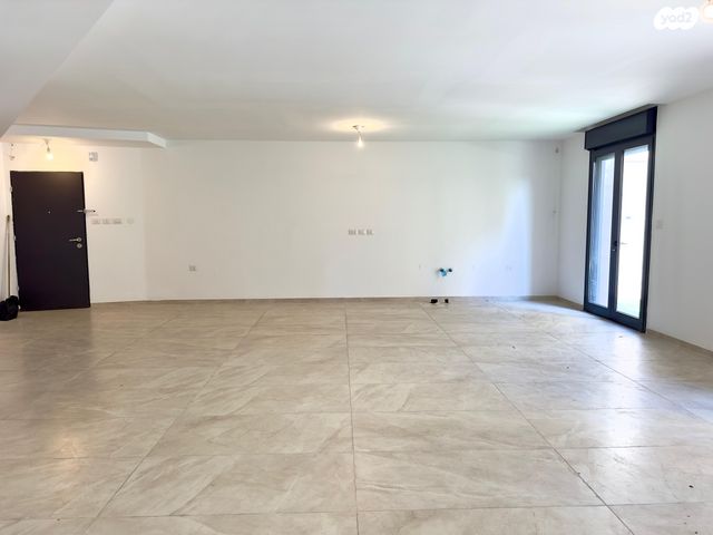 דירת גן, קטמון הישנה, ירושלים