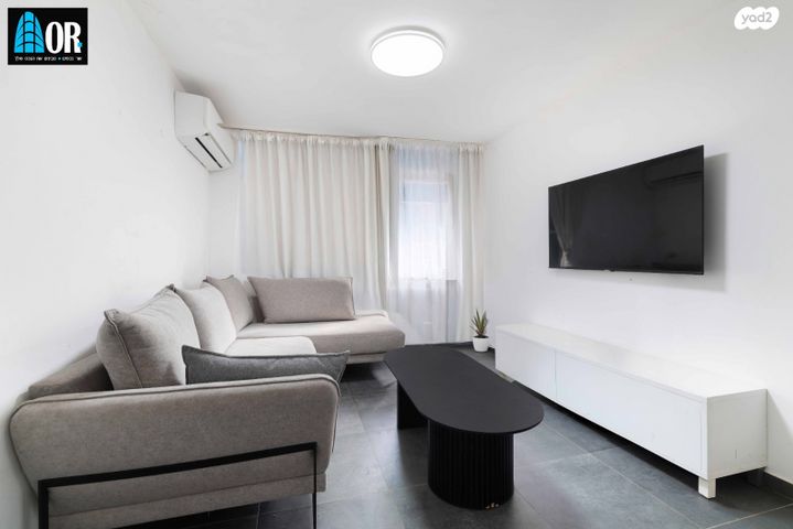 דירה, מורדי הגטאות, שיכוני המזרח, ראשון לציון