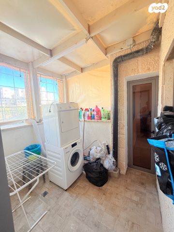 דירה, תלמוד בבלי, דובב מישרים / רמת בית שמש ד-1, בית שמש