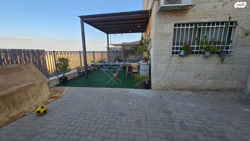 דו משפחתי, תכלת מרדכי 1, תקוע