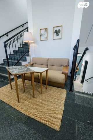 דירה, דרך העצמאות 37, חיפה