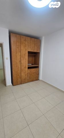 דירה, יפה נוף, הראשונים, שלומי