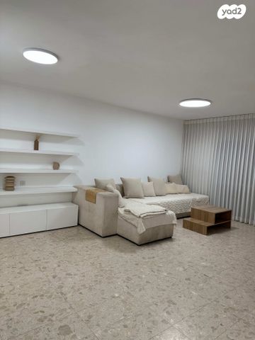 דו משפחתי, האתרוג, נווה ניצנים, כפר יונה