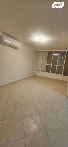 דירה, יפה נוף, הראשונים, שלומי