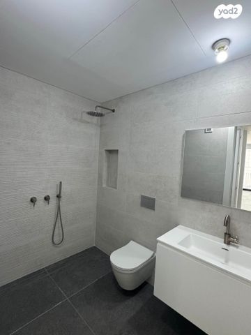 דירה, הירקון, כרם התימנים, תל אביב יפו