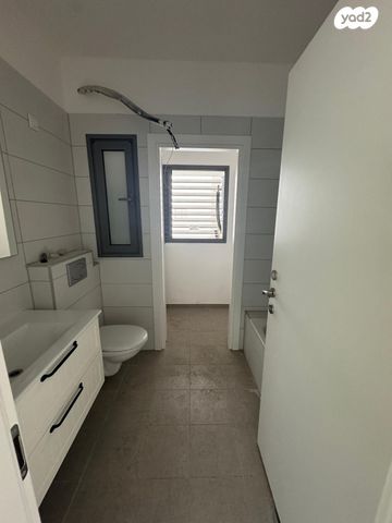 דירה, הגפן, כרמי הנדיב, אחוזת רוטנר, קרית מלאכי