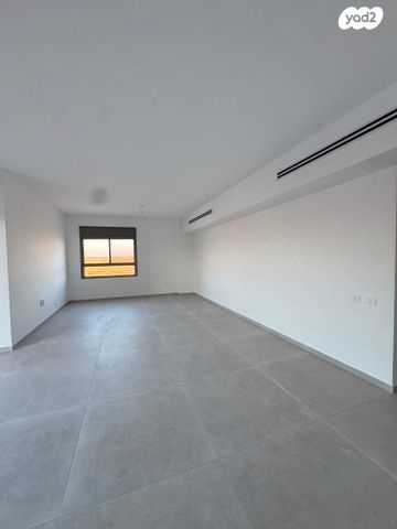 גג/ פנטהאוז, נחל קדרון 1, פארק הנחל, באר שבע