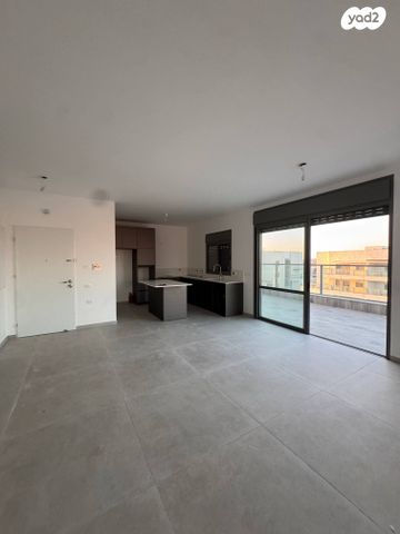 גג/ פנטהאוז, נחל קדרון 1, פארק הנחל, באר שבע