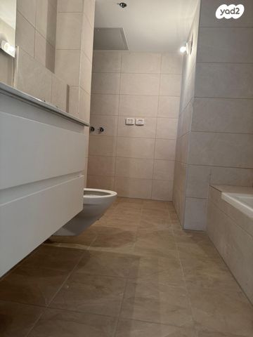 דירה, ש"י עגנון, שיכון רסקו, קרית אונו