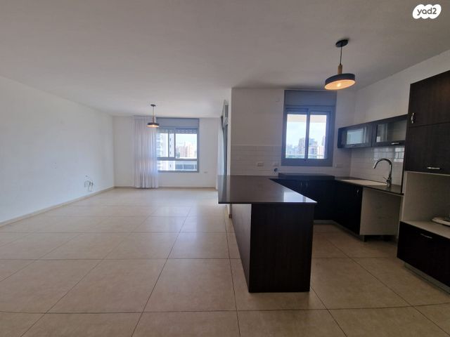 דירה, גולדה מאיר, ח-501, חולון