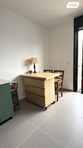 דירה, דרך העצמאות 37, חיפה