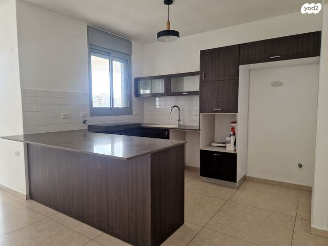 דירה, גולדה מאיר, ח-501, חולון