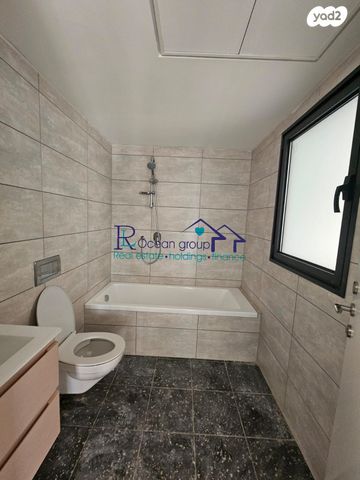 דירה, אמנון ליפקין שחק 3, נוף הטיילת, נתניה