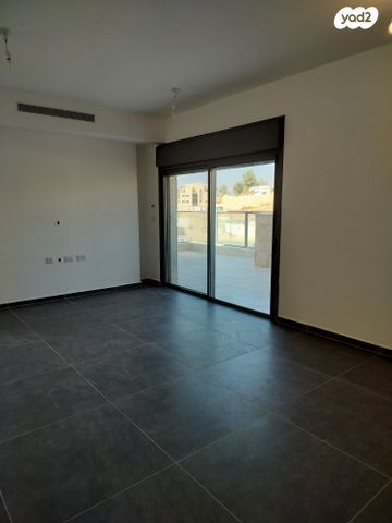 דירה, קרני שומרון