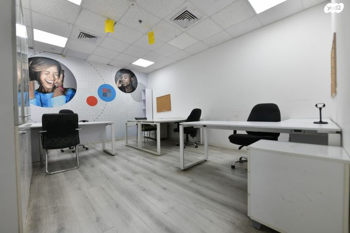 חנויות/ שטח מסחרי, יהוד מונוסון