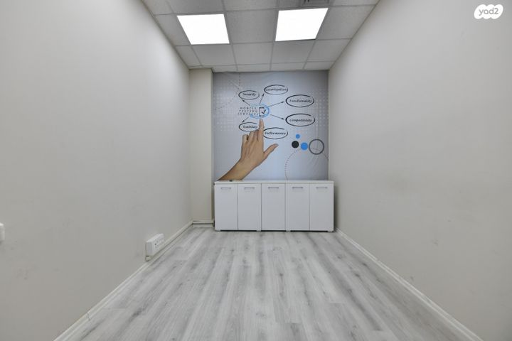 חנויות/ שטח מסחרי, יהוד מונוסון