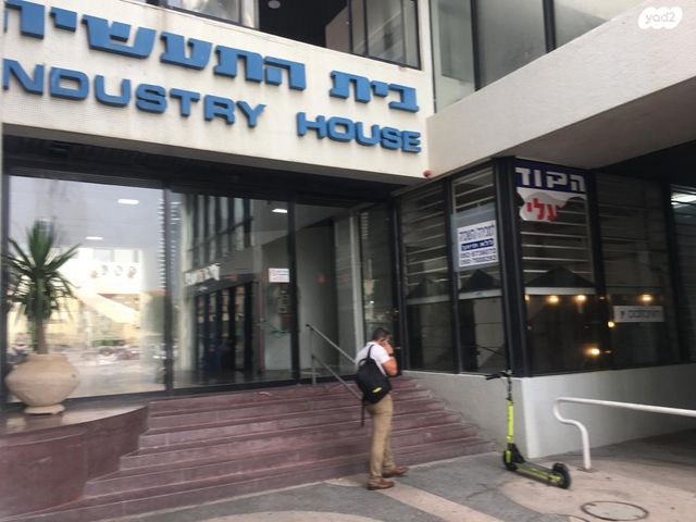 חנויות/ שטח מסחרי, המרד 29, נווה צדק, תל אביב יפו