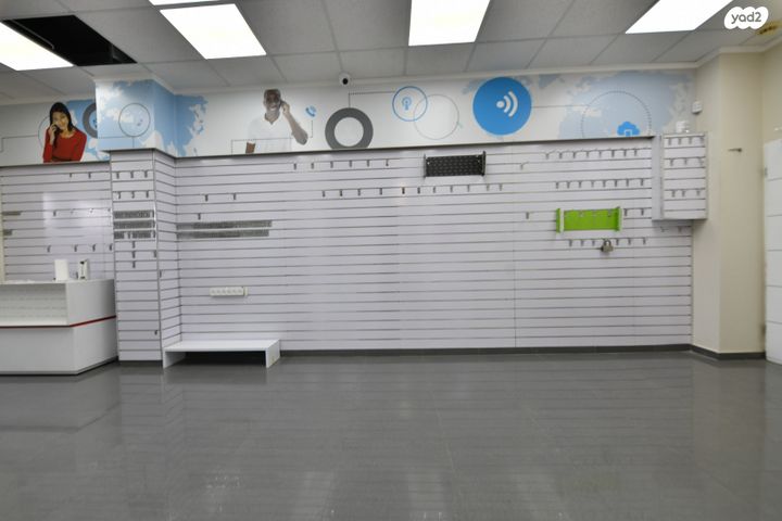 חנויות/ שטח מסחרי, יהוד מונוסון