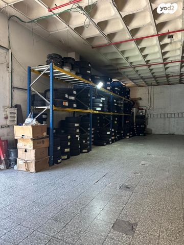 מחסנים, דרך המכבים 1, נחלת יהודה, ראשון לציון