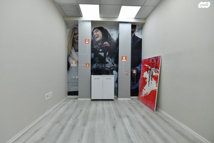 חנויות/ שטח מסחרי, יהוד מונוסון