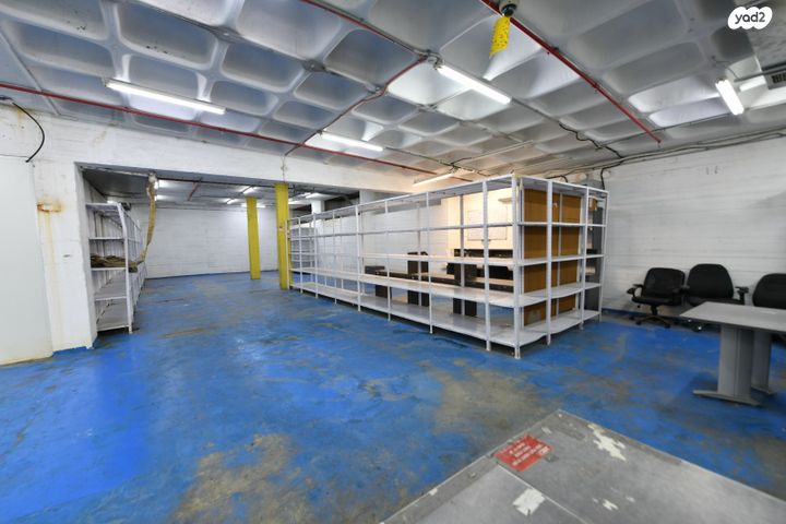 חנויות/ שטח מסחרי, יהוד מונוסון