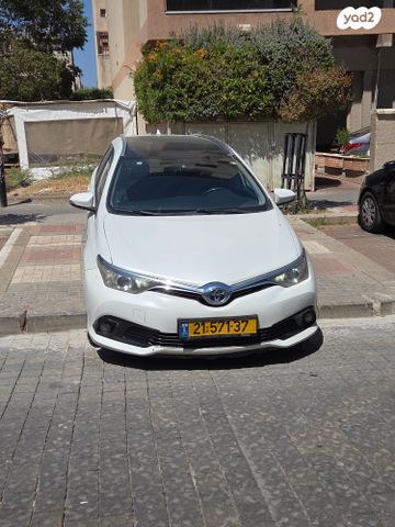 טויוטה אוריס