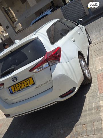 טויוטה אוריס