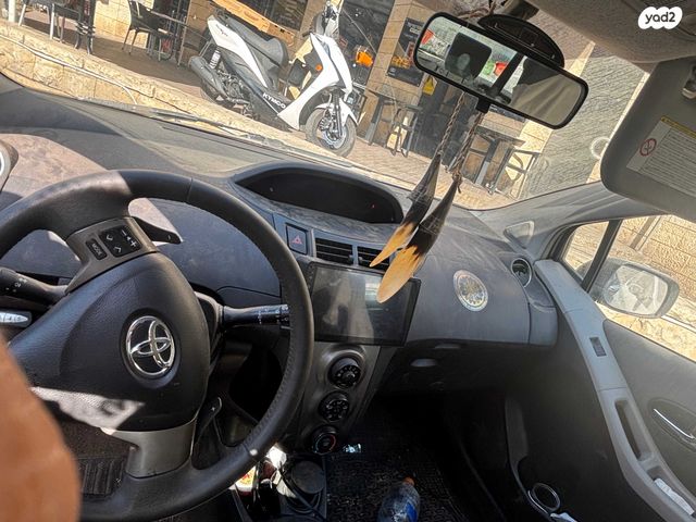 מודעת רכב טויוטה יאריס