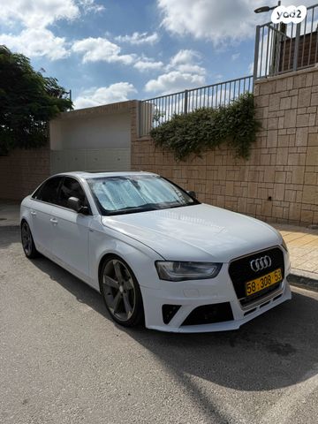 אאודי A4
