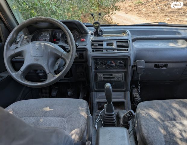 מיצובישי פג'רו