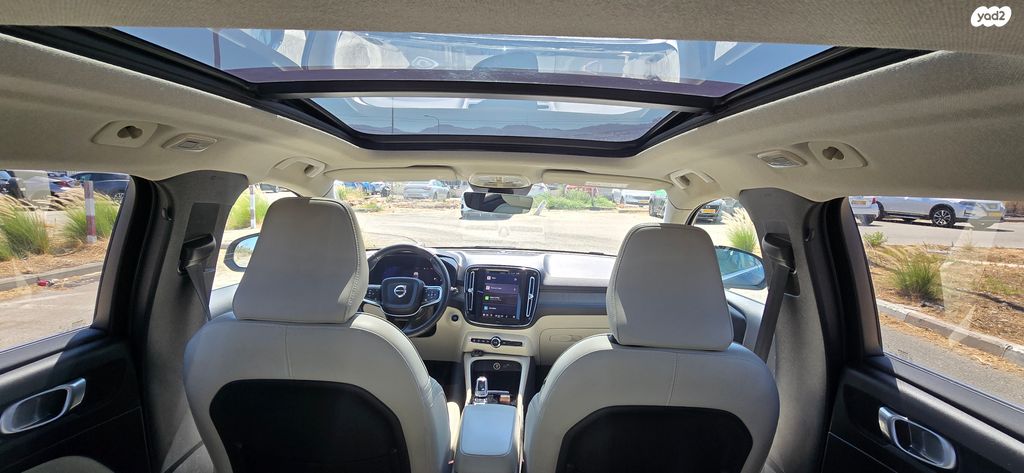 וולוו XC40