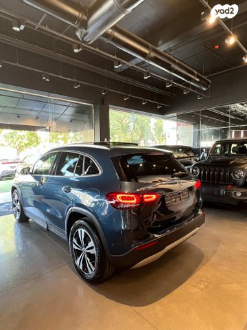 מרצדס-בנץ GLA