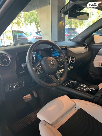 מרצדס-בנץ GLA