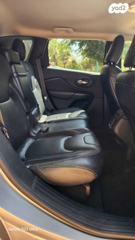 ג'יפ צ'ירוקי