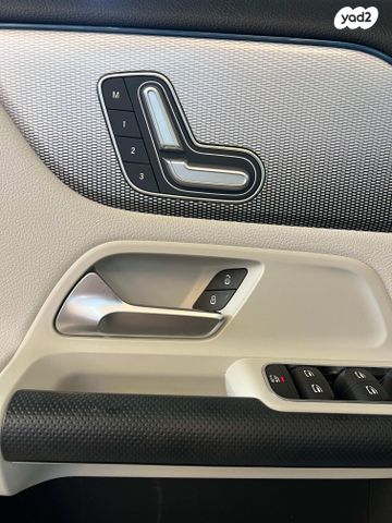 מרצדס-בנץ GLA