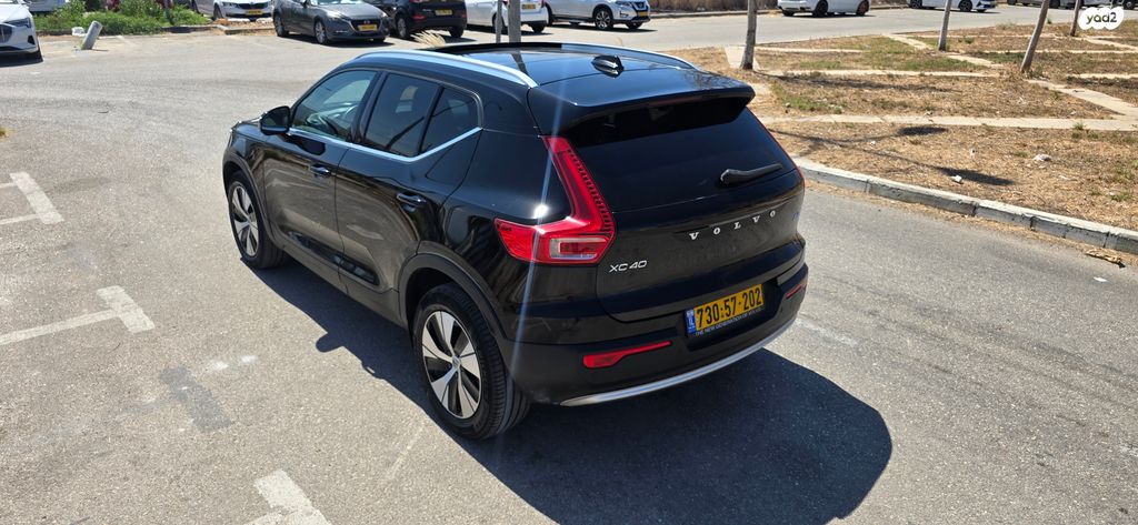 וולוו XC40
