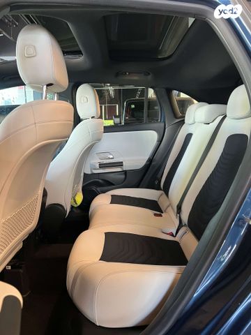 מרצדס-בנץ GLA