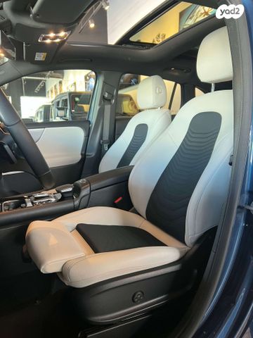 מרצדס-בנץ GLA