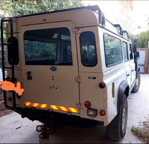 לנד רובר דיפנדר