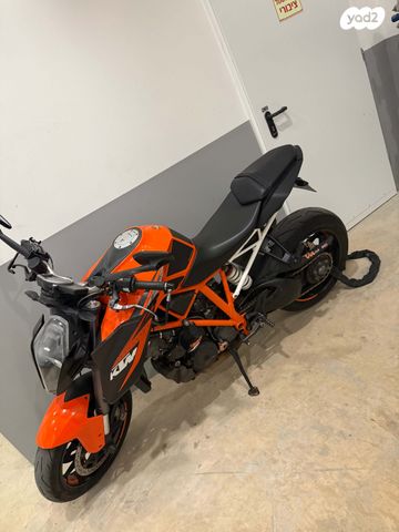 KTM Naked Super Duke 1290